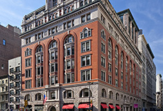 L&L Holding Company brings 150 Fifth <br>to 100% occupancy with final lease